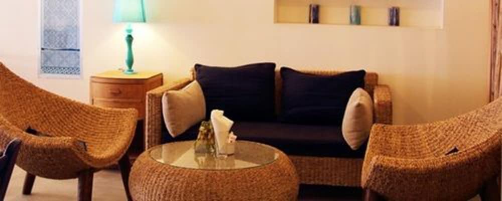 Indigo House Hotel 32/43