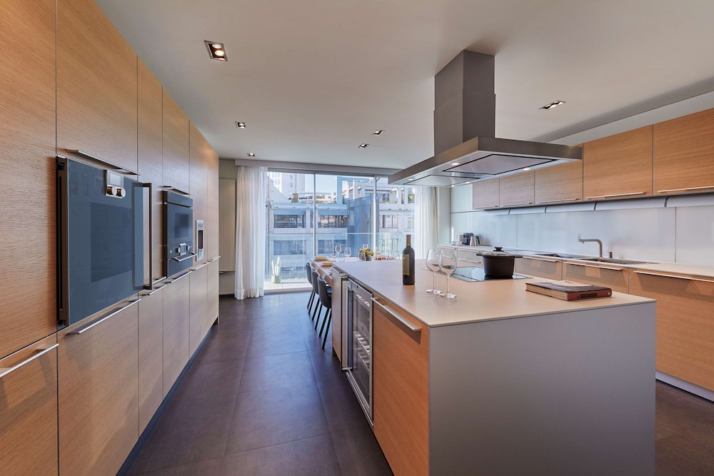 Hyatt Regency Madrid Residences 2/34