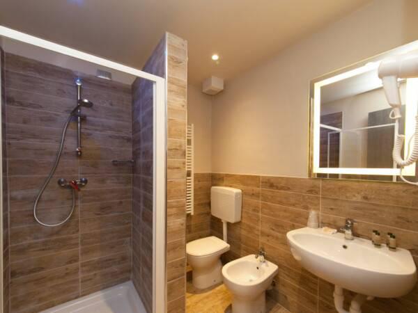 International Rooms & Apartments 8/8