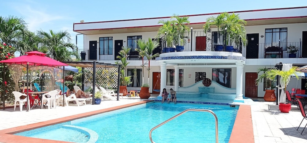 Hotel Las Brisas 31/34