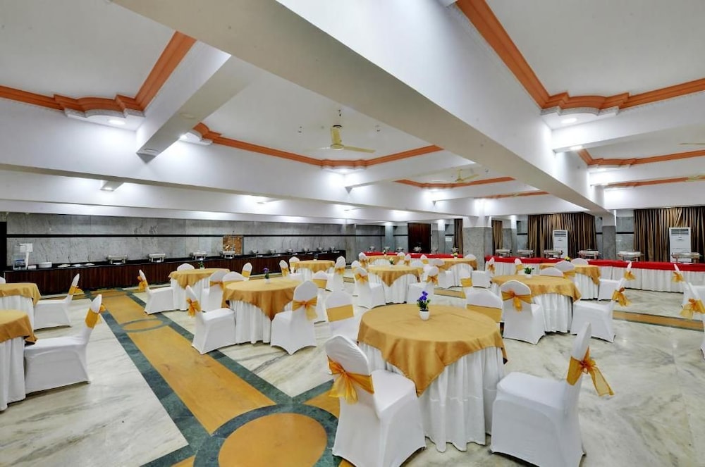 Manpho Bell Hotel & Convention Center 34/50