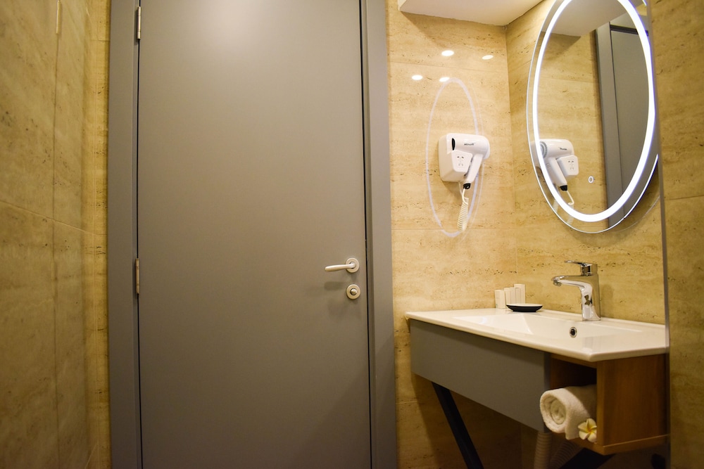 Nobel Gallery Hotel 5/43
