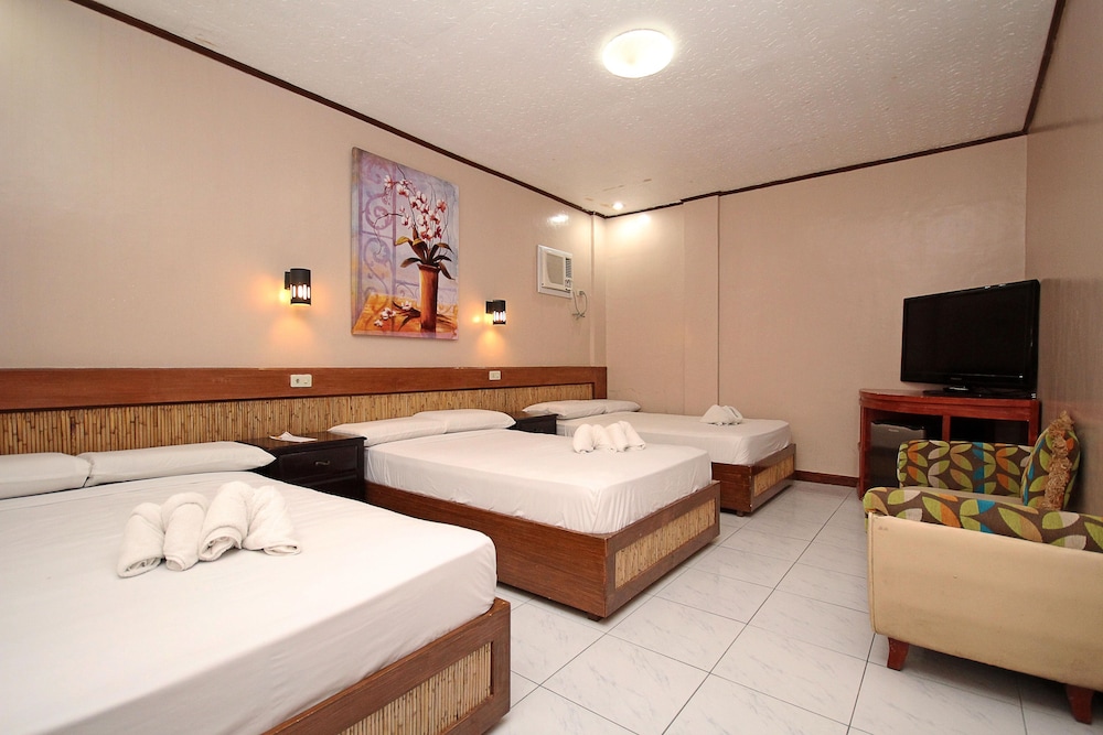Bamboo Beach Resort Bar And Restaurant 38/66