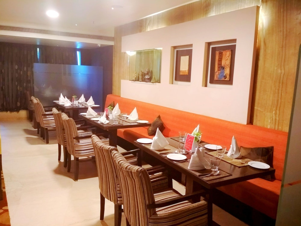Fortune Murali Park 36/50