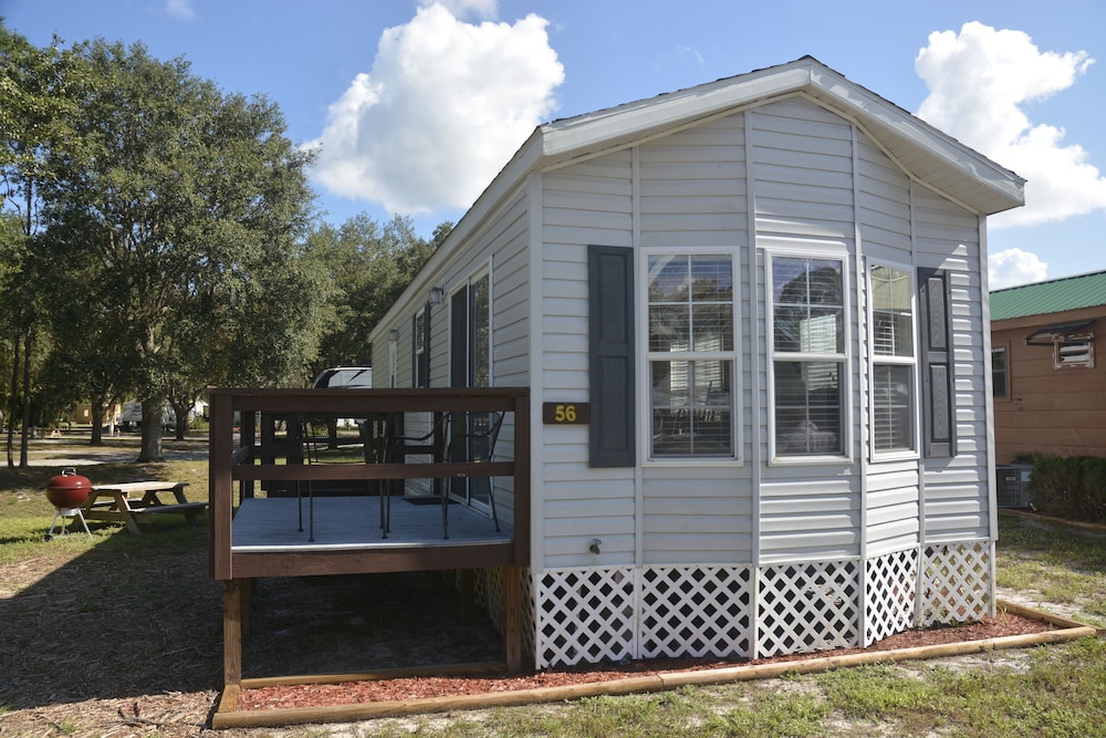 Guy Harvey Camp Mack Lodge & RV Resort 5/50