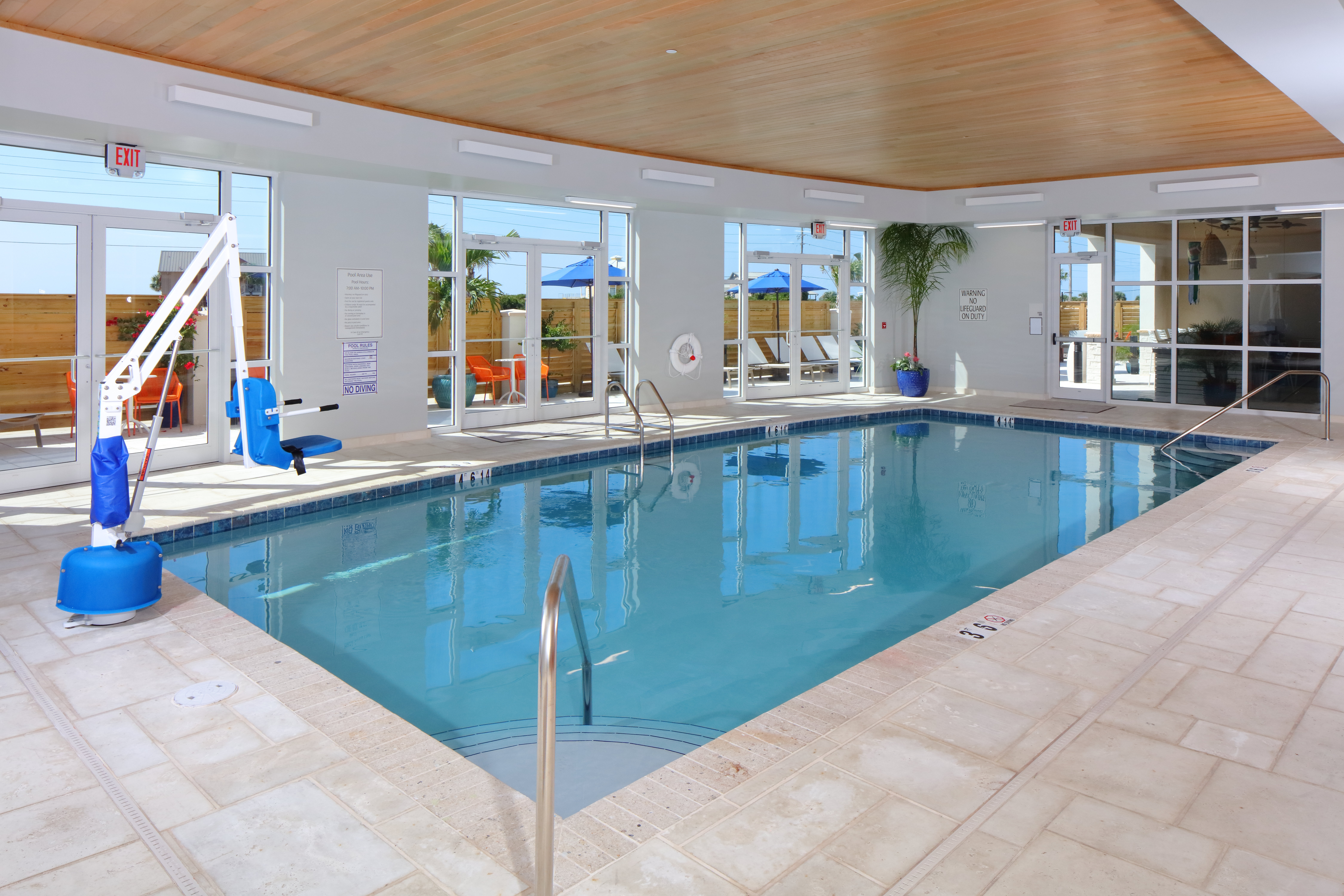 Hotel Indigo Orange Beach Gulf Shores 37/82
