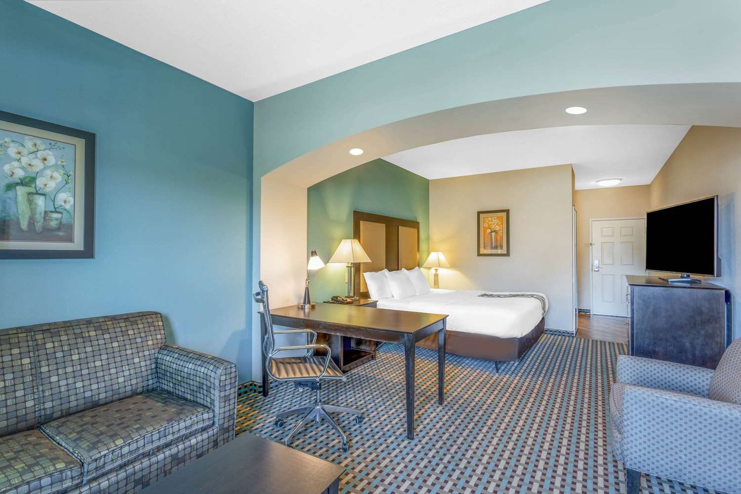 La Quinta Inn Suites By Wyndham Stonington Mystic Area 24/59