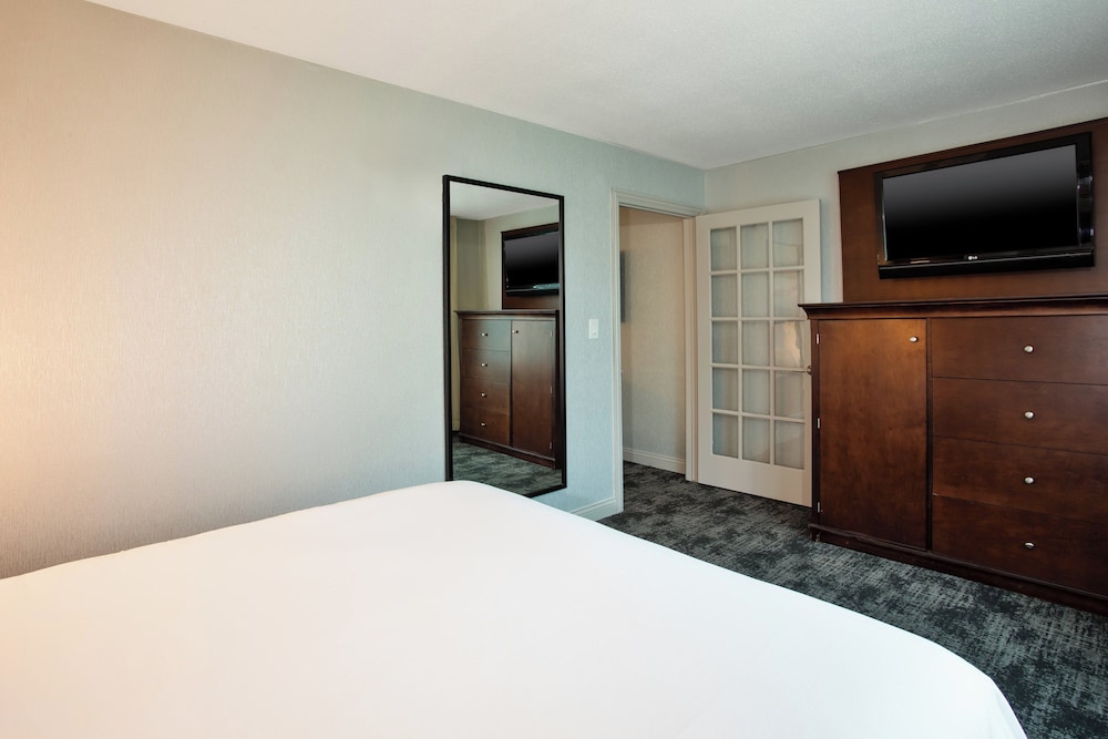 Crowne Plaza Chicago Northbrook 22/66