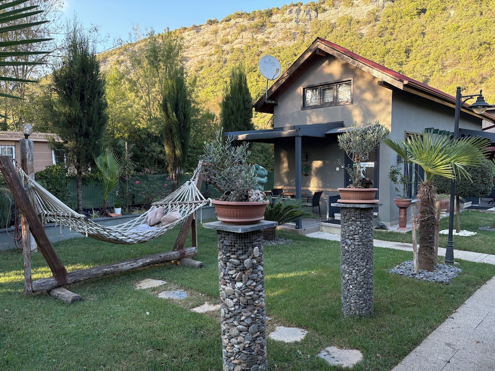 Antik River House 40/48