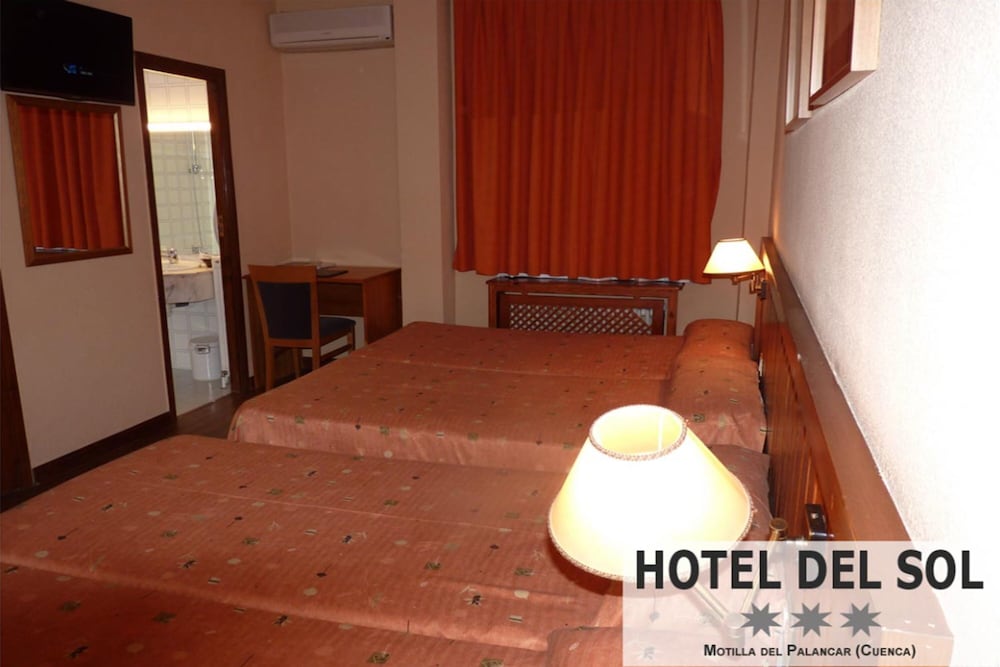 HOTEL DEL SOL 6/19