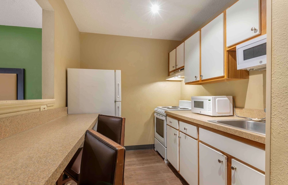 Studio6 Suites Charlotte, NC - Tyvola Rd/Executive Park 49/50