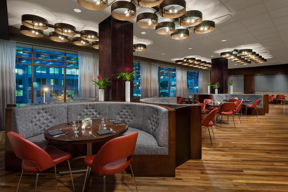 Hyatt Centric Arlington 57/73