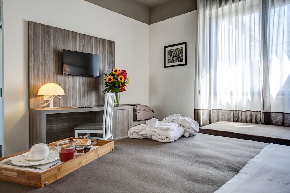 Hotel Cristallo 10/18
