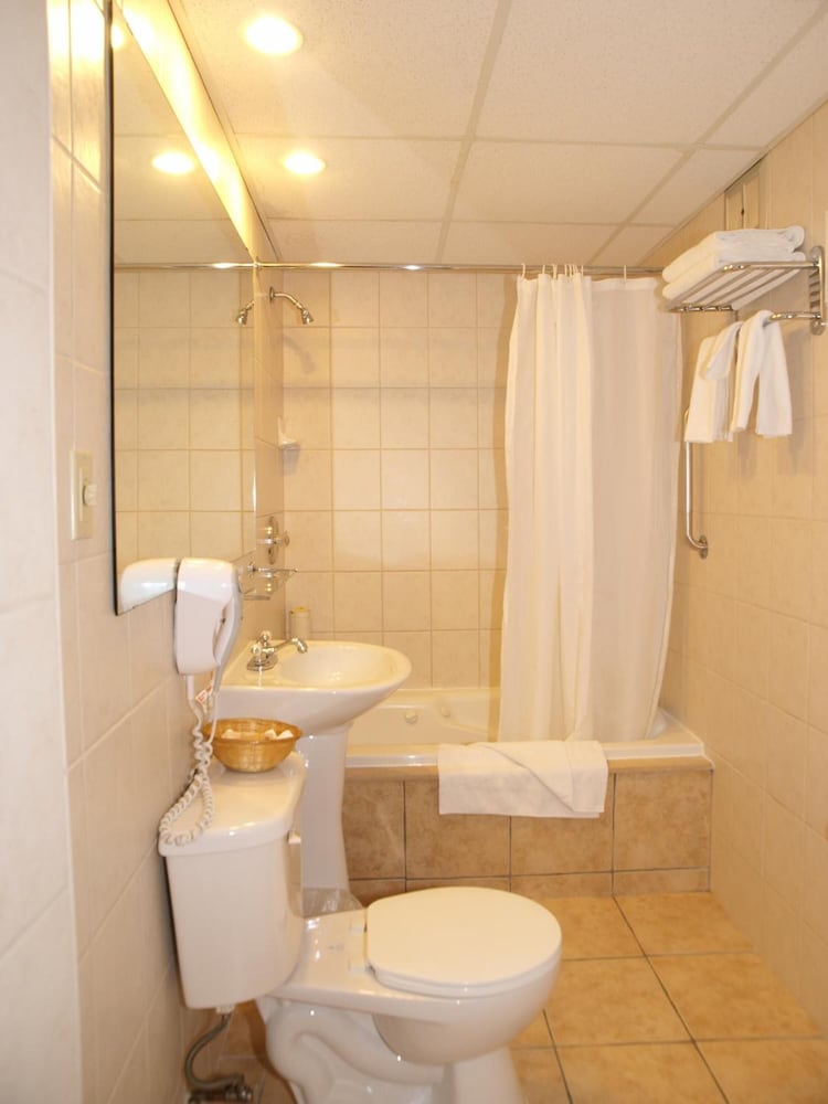 Hotel St Denis 28/29