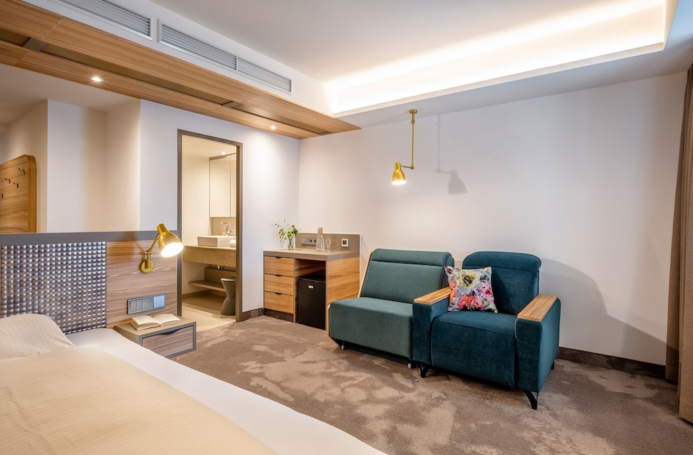 FrechDachs Hotel 40/57
