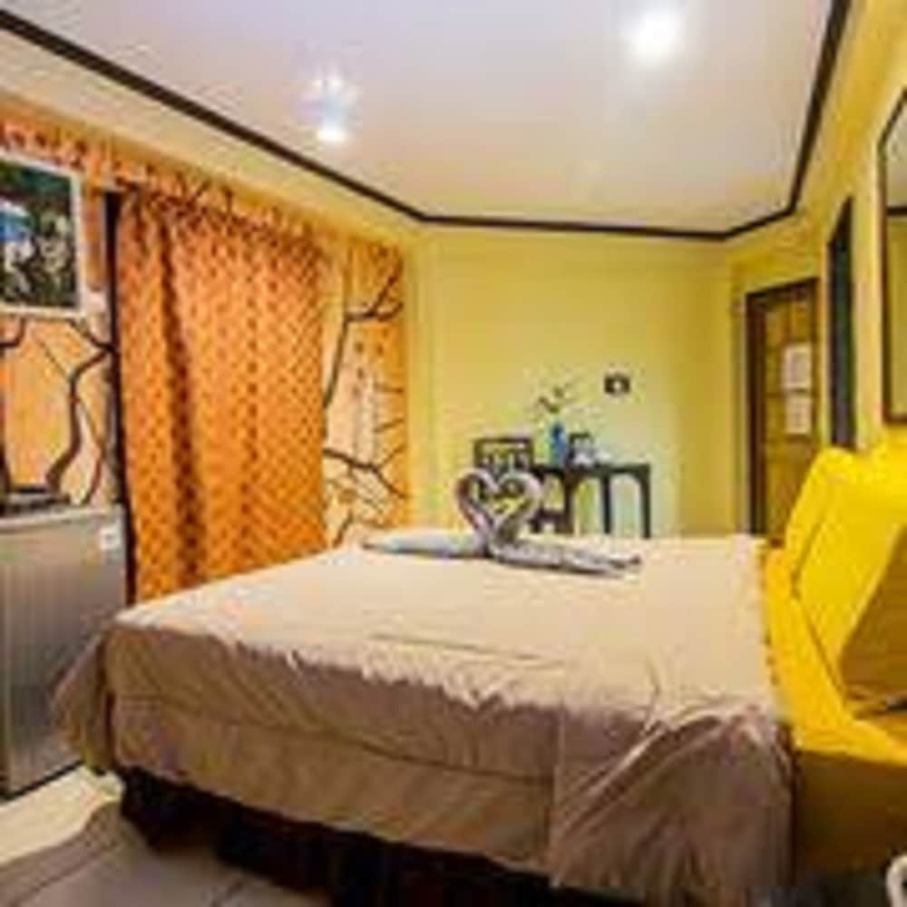 Alta Cebu Village Garden Resort 15/50