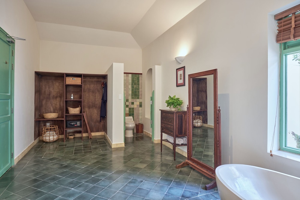 Poulo Condor Boutique Resort And Spa 48/72
