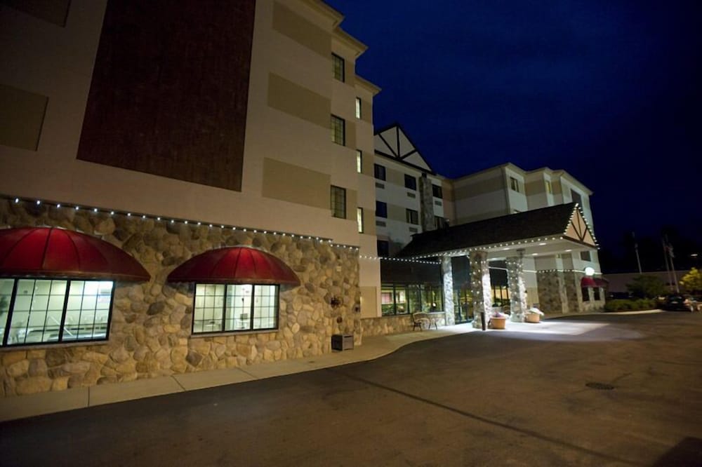 Parkshore Resort 8/54