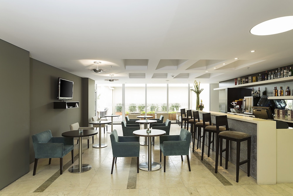 Hotel Bh Bicentenario 37/51