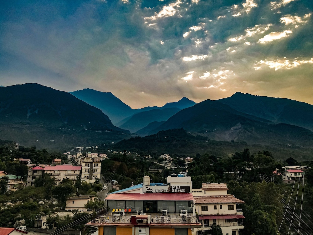 Sterling Dharamshala 39/42