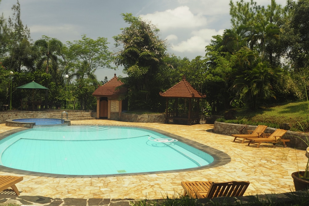 The Gecho Inn Country 19/50