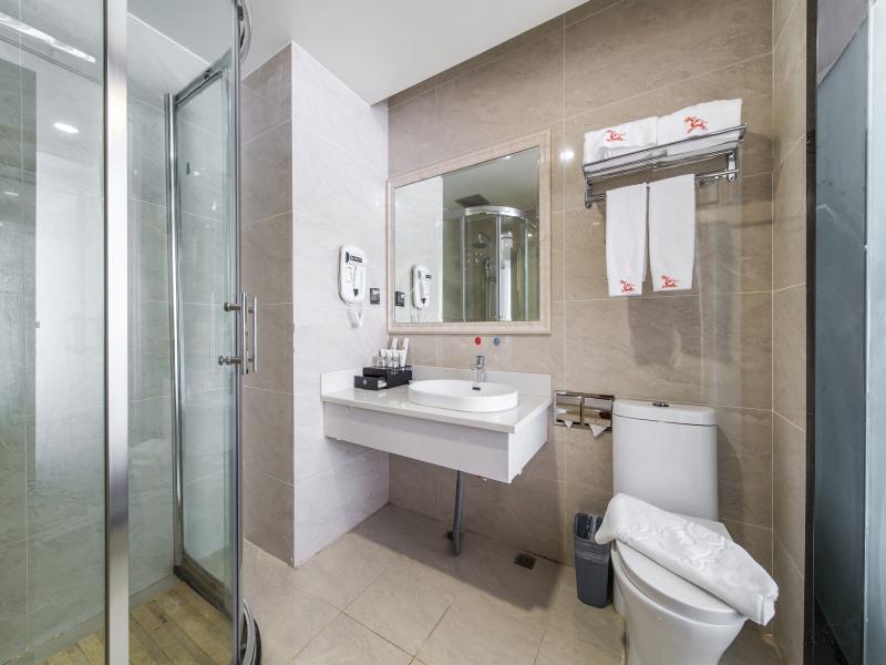 GreenTree Eastern Kunming Baiyun Road Tongde Square Hotel 37/38