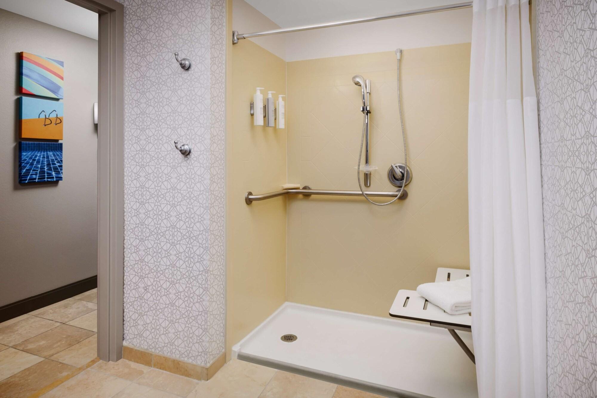 غرفة لذوي الإعاقة، Hampton Inn Ft Lauderdale-Cypress Creek 2/2