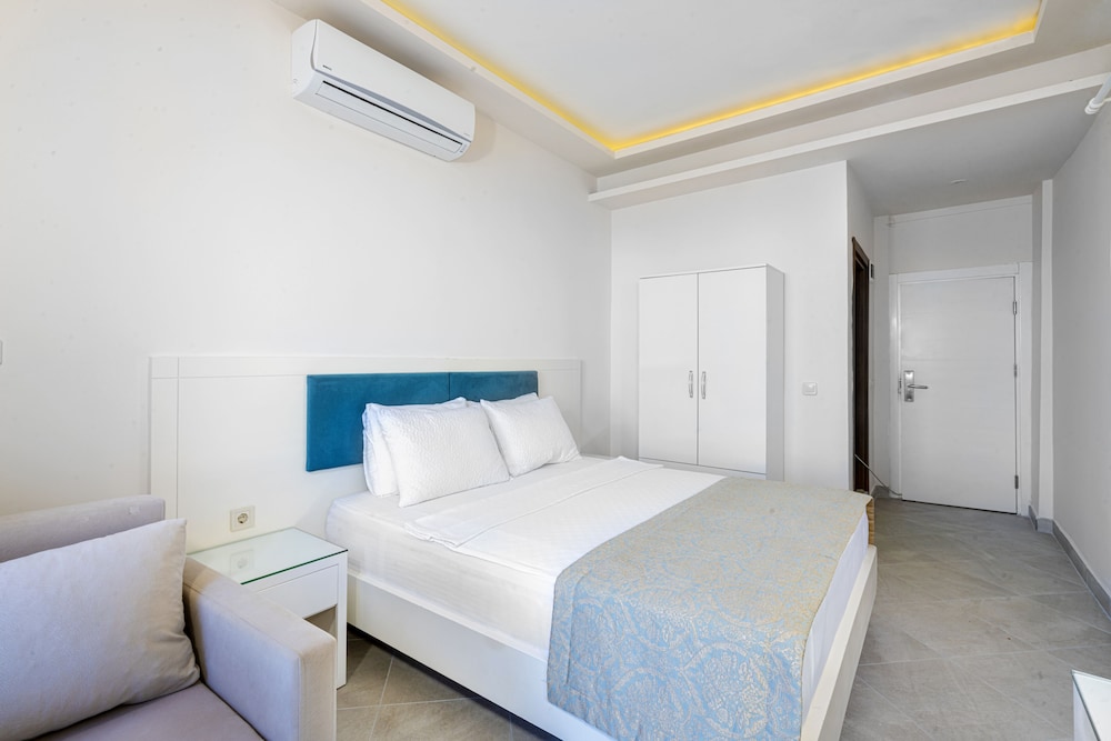 Mavi Deniz 10/50