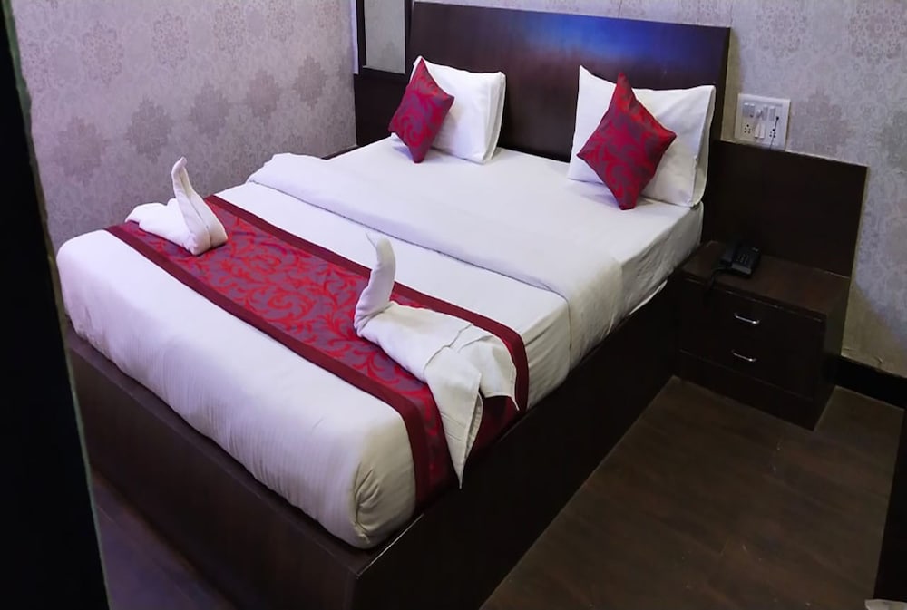 SAI SHARAN STAY INN 16/24