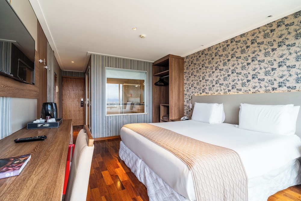 Chris Park Hotel 20/74