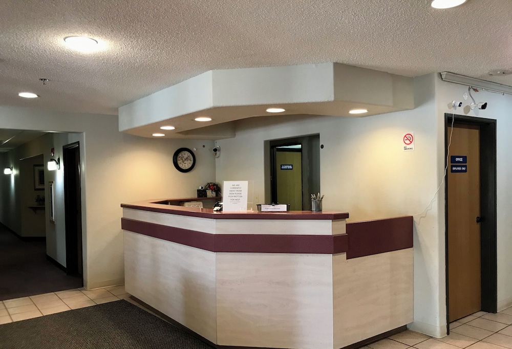 Travelodge by Wyndham Chadron 2/28