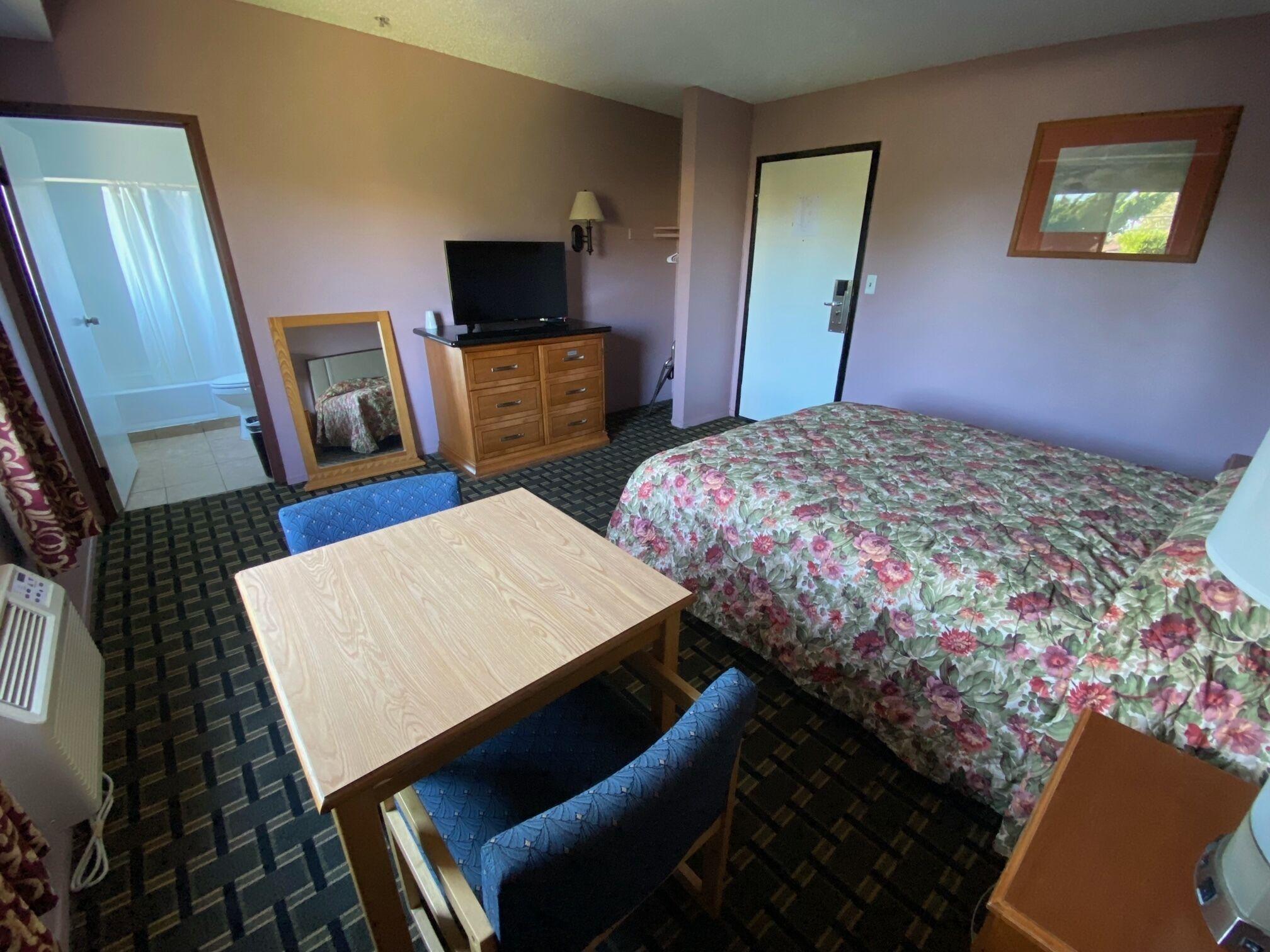 Star Inn Motel 10/13