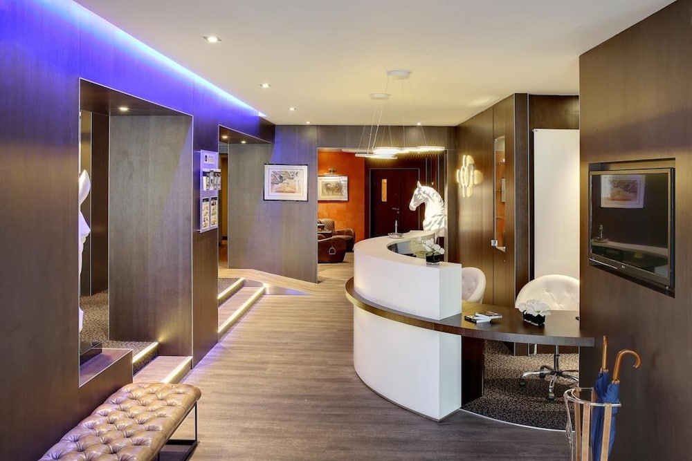 Best Western Premier Hotel De La Poste & Spa 5/57
