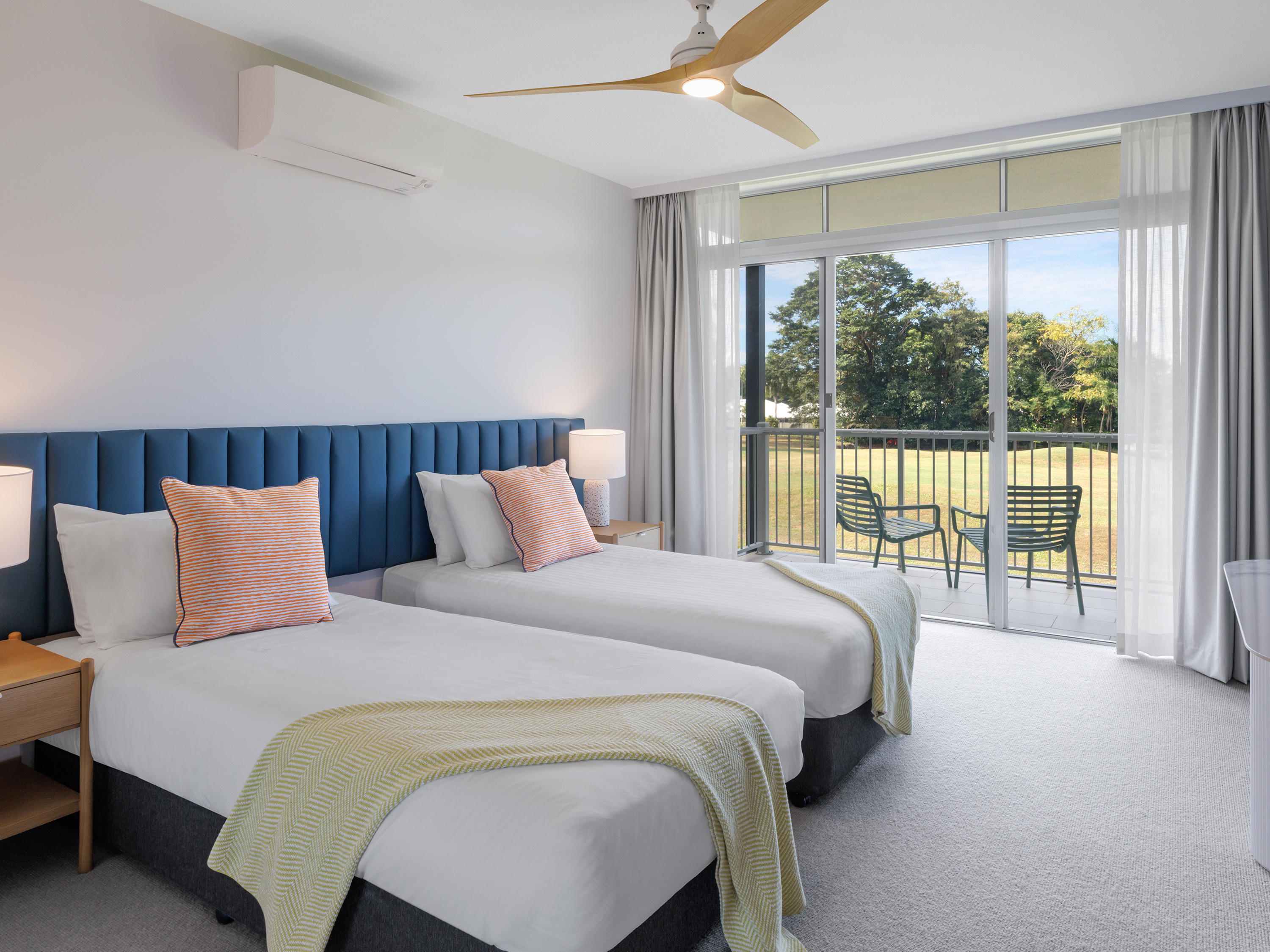 2 Bedrooms, Residential, Apartment