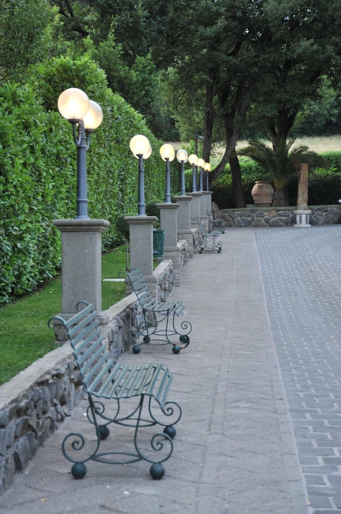 Park Hotel Villaferrata 31/33