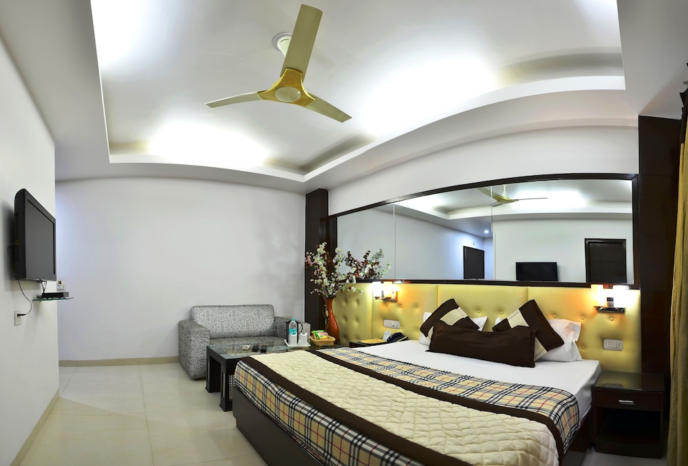 Sohi Residency 19/65