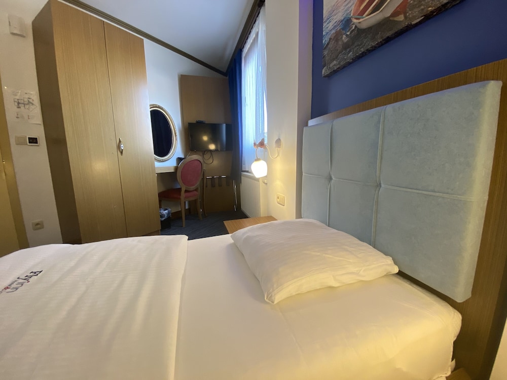 Fly Inn Hotel Brussels Airport 17/45