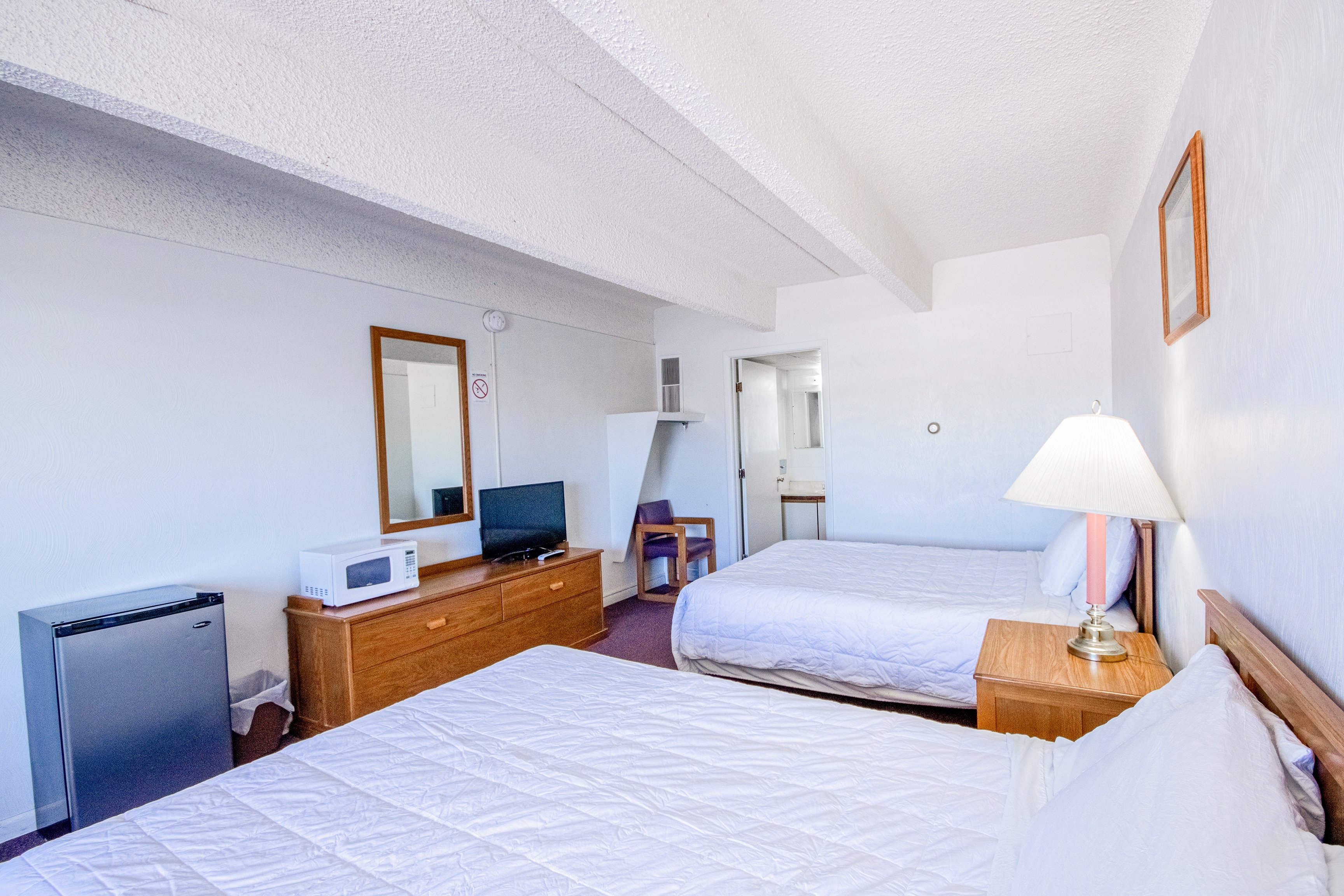 OYO Crossroads Inn 26/42
