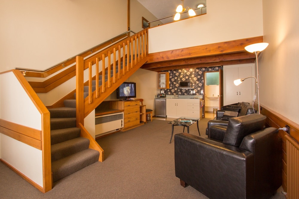 Balmoral Lodge Motel 37/59