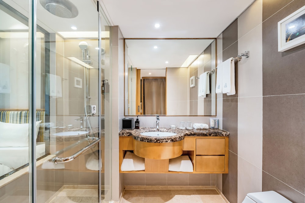 GRAND SKYLIGHT CATIC HOTEL 50/50