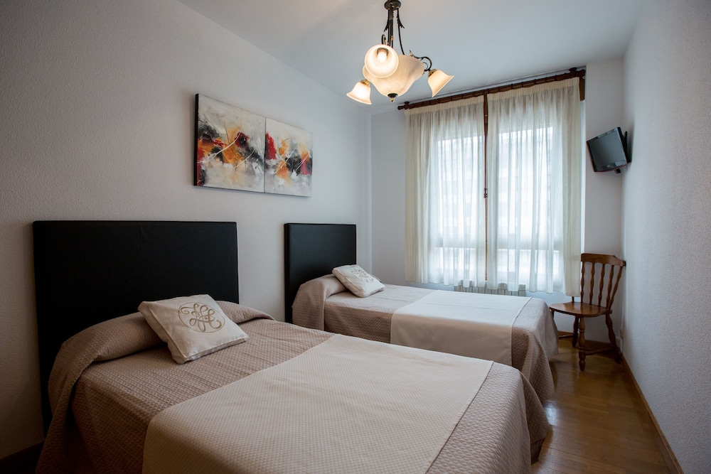 Gestion de Alojamientos Rooms 10/50