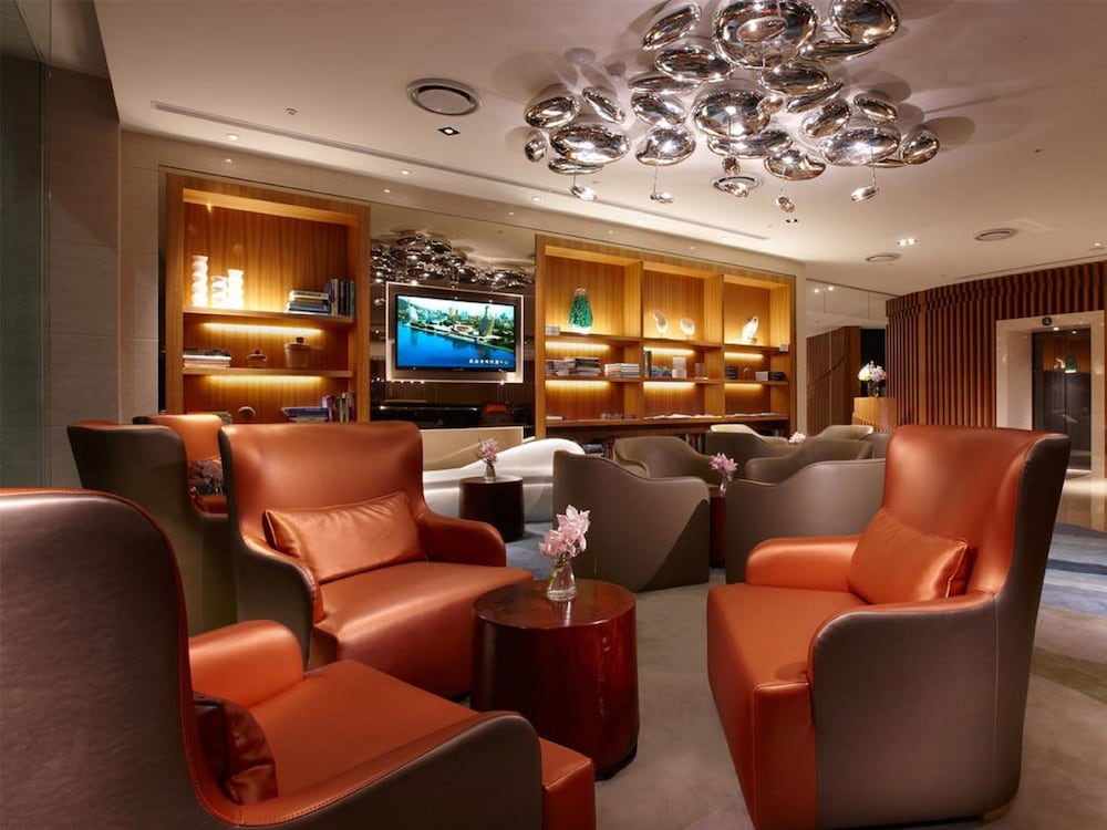 City Suites Kaohsiung Chenai 33/53