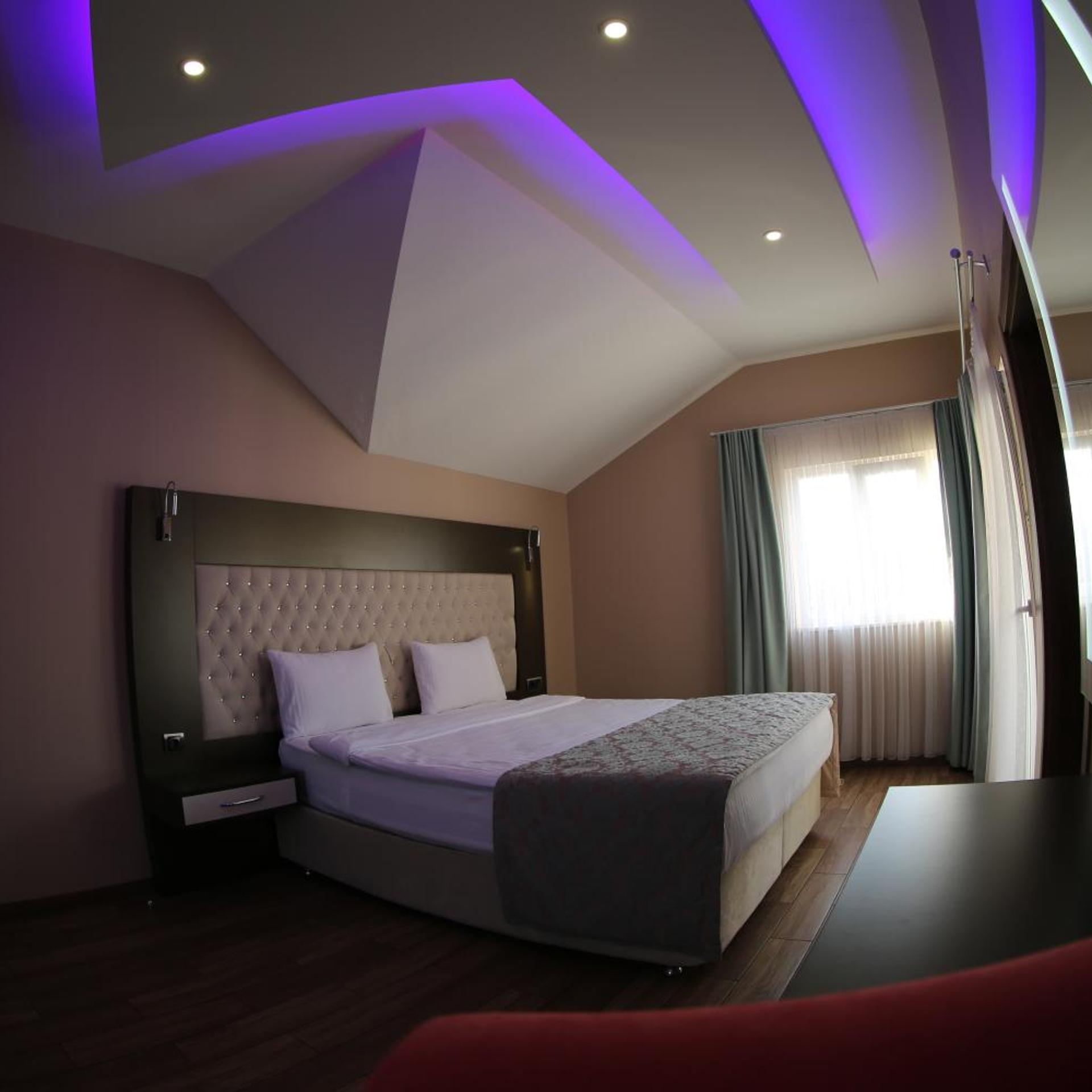 Senler Hotel 5/50