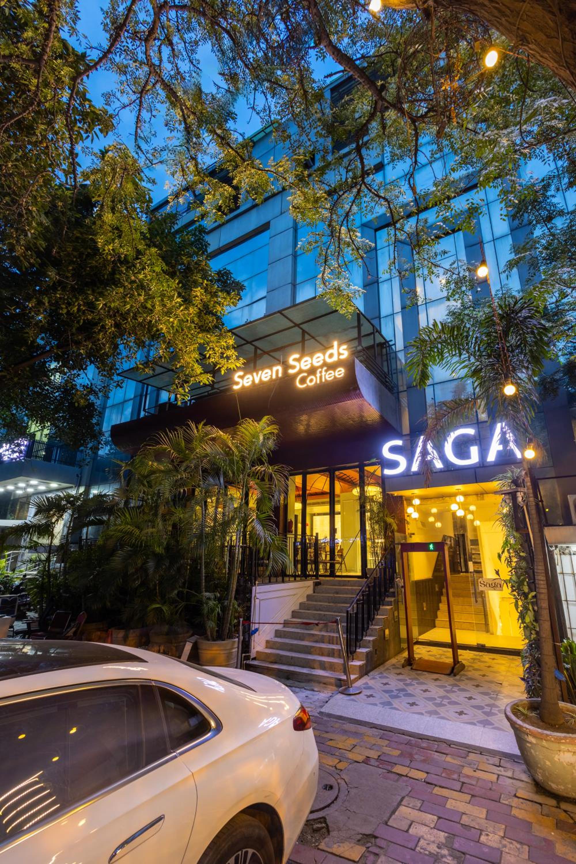 The Saga hotel 3/45