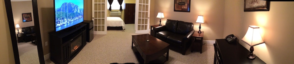 Balsam Suites Boutique Inn And Residence 41/77