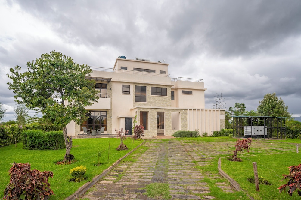 Maiyan Resort 50/58
