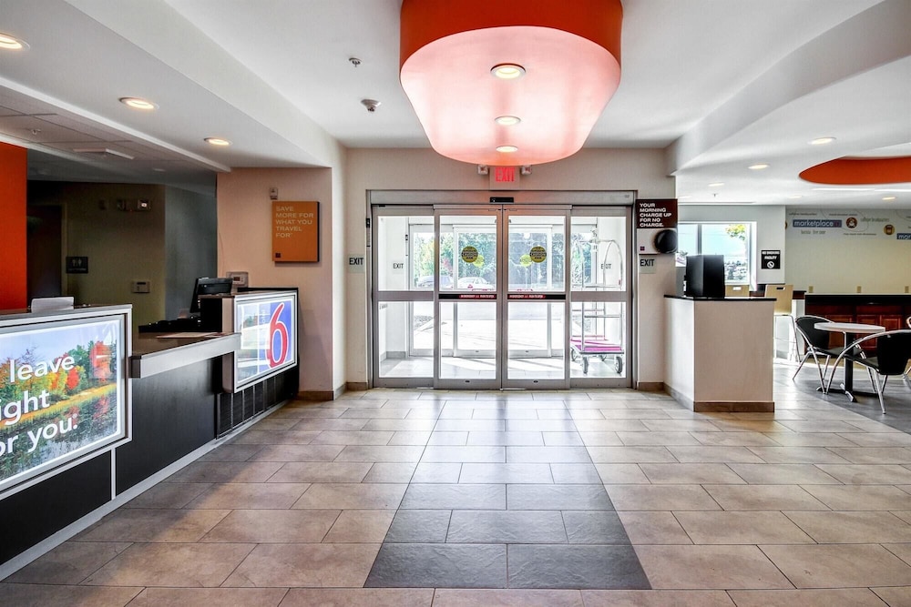 Motel6 Allentown, PA 10/45