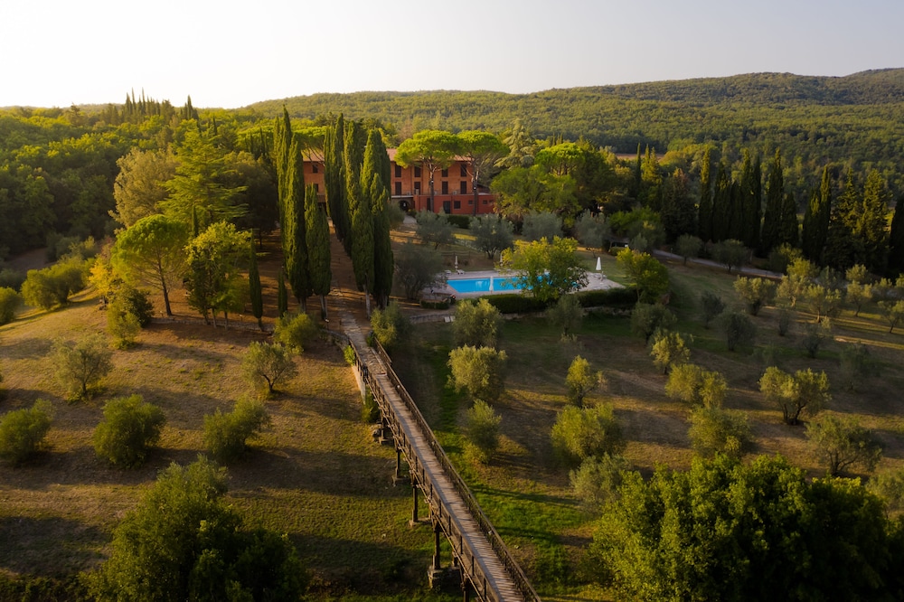 Pian Dei Mucini Resort Hotel Vittoria 34/50