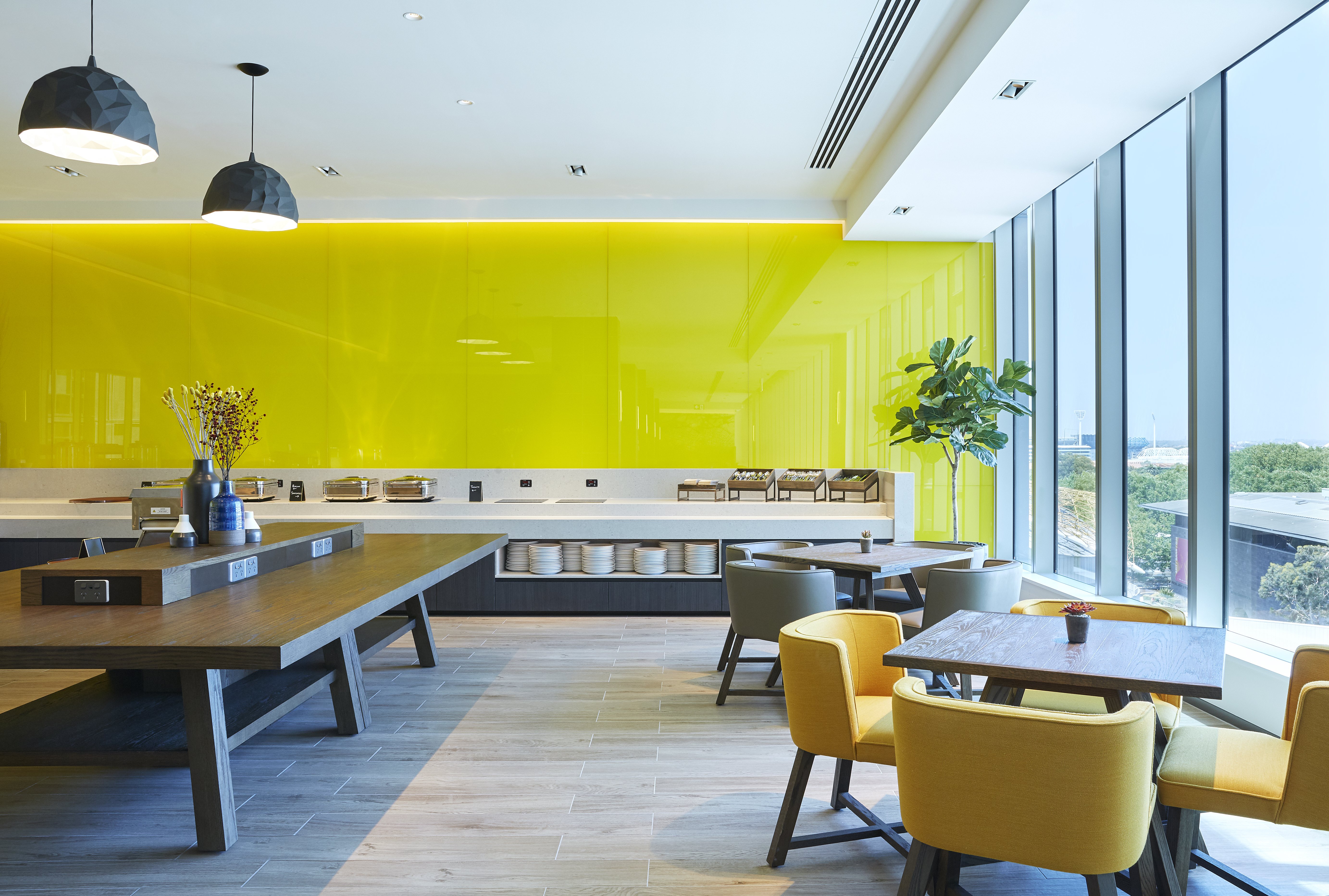 Holiday Inn Express Melbourne Southbank 36/77