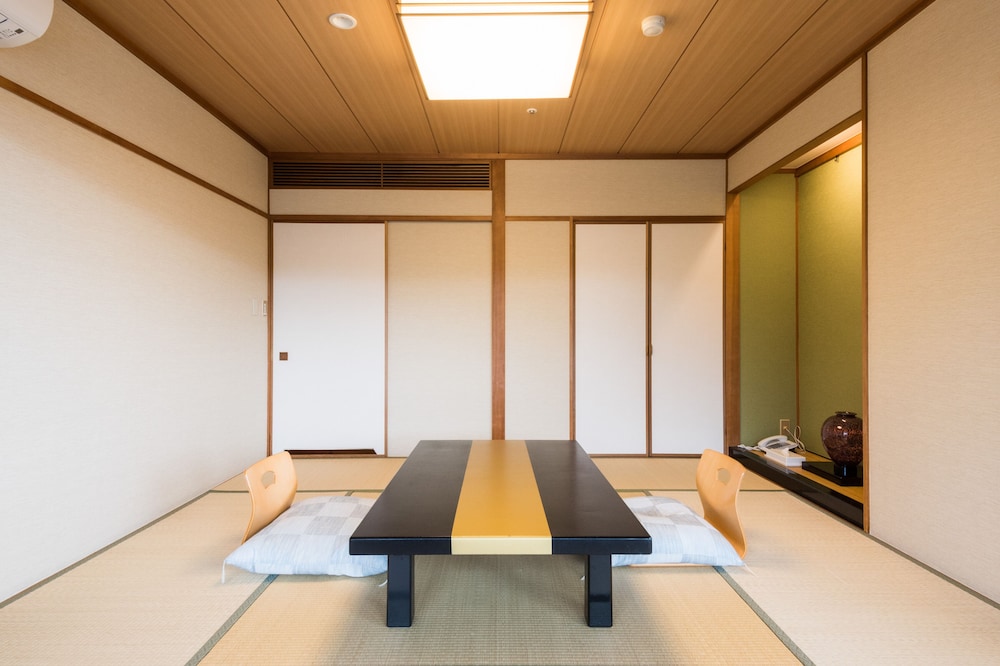Oedo-Onsen-Monogatari Ito Hotel New Okabe 50/56